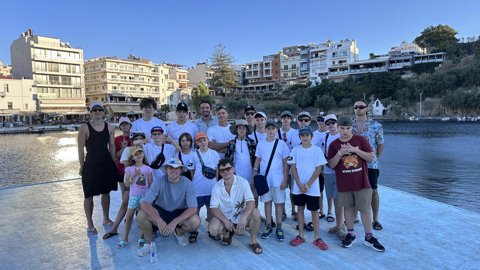 An excursion around Crete during the session